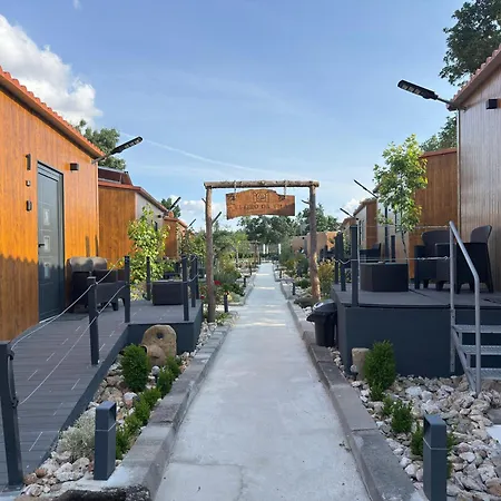 Retiro Da 홀리데이파크 Sendim (Braganca)